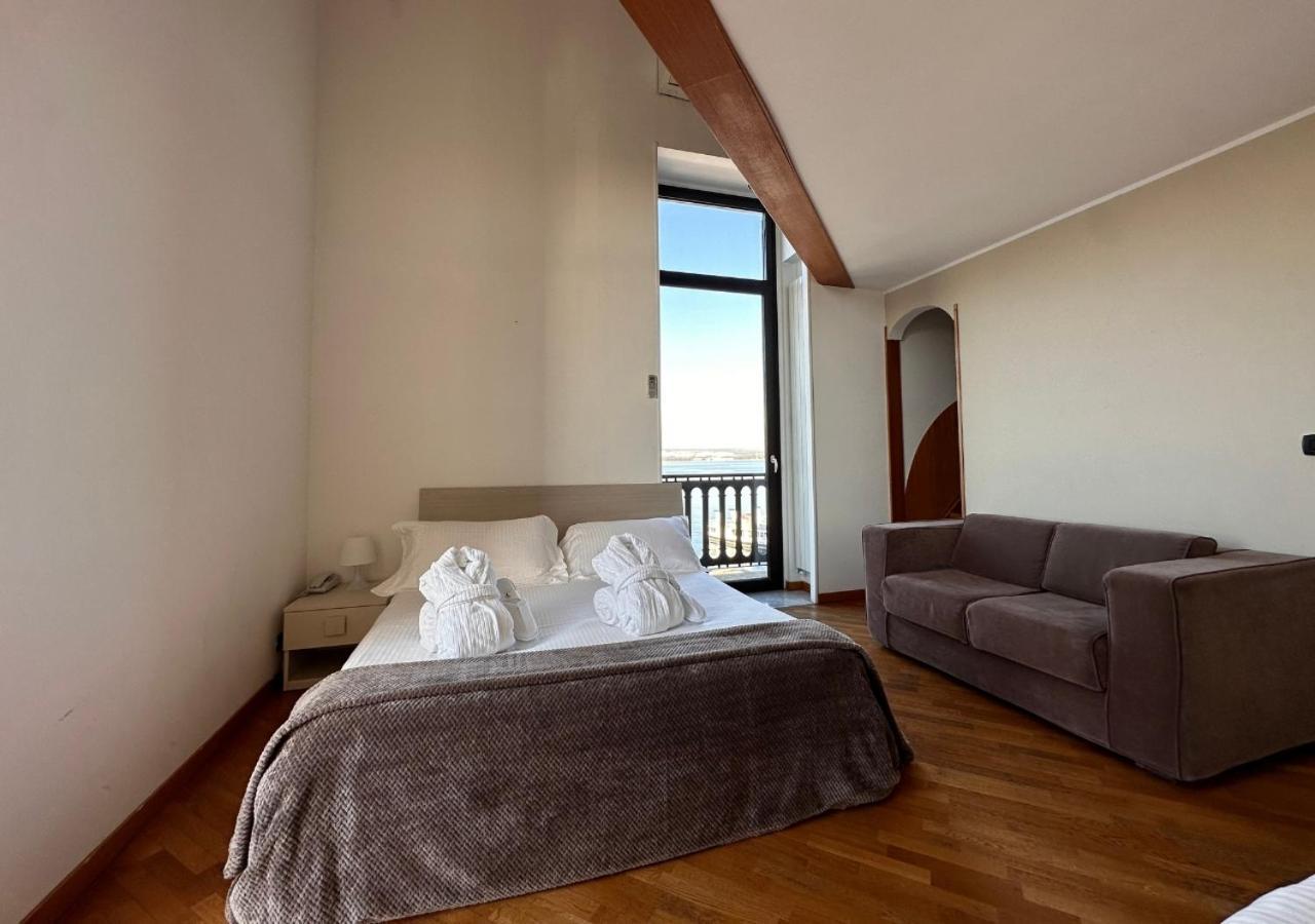 Hotel Europa Таранто Экстерьер фото