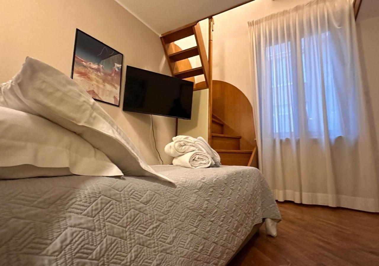 Hotel Europa Таранто Экстерьер фото