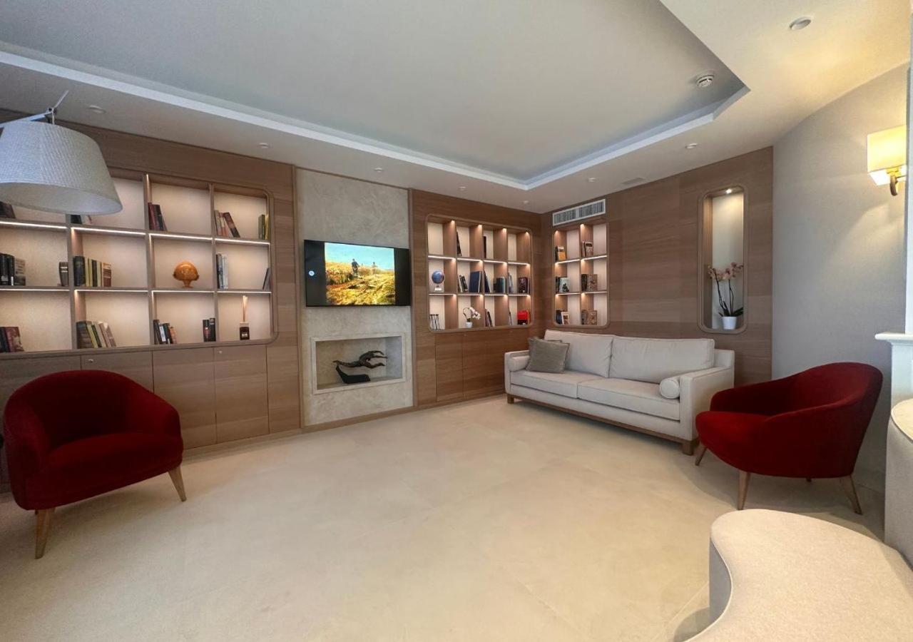 Hotel Europa Таранто Экстерьер фото