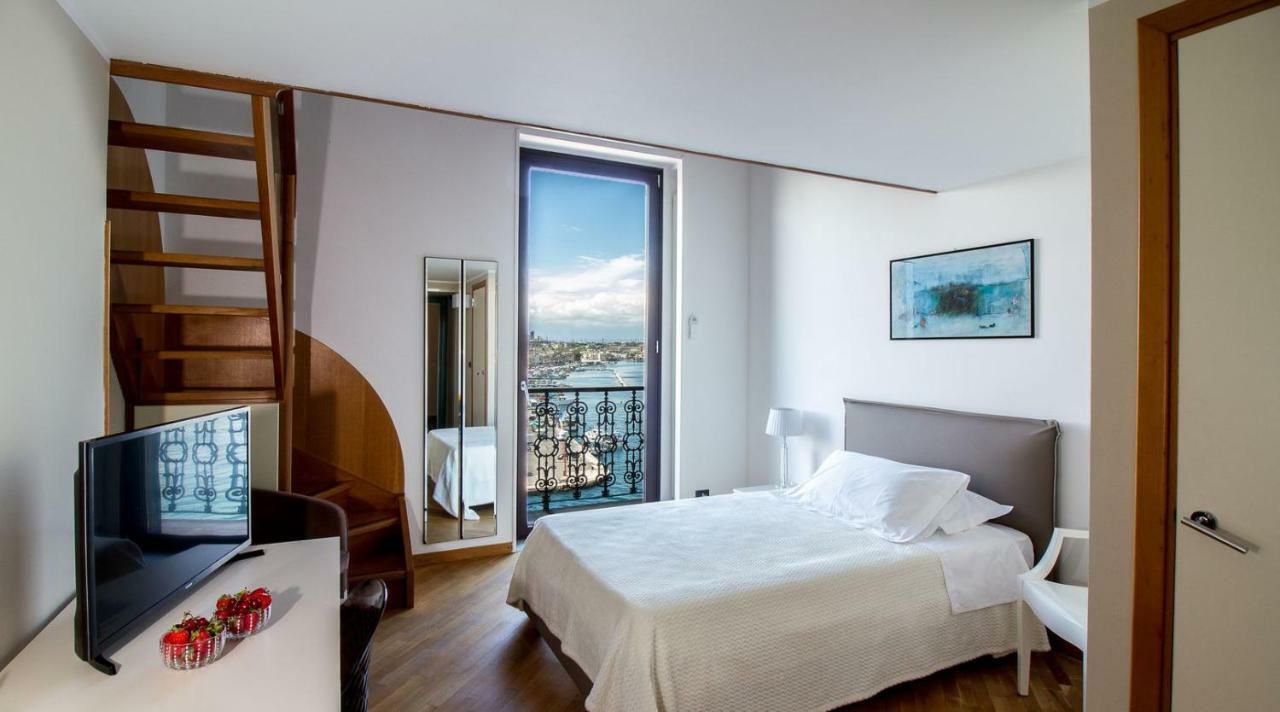 Hotel Europa Таранто Экстерьер фото